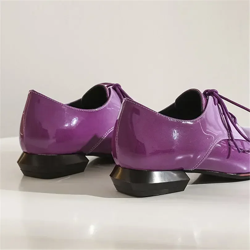 المرأة البريطانية أوكسفورد الت - مراجعة Patent Leather Oxford وسعره