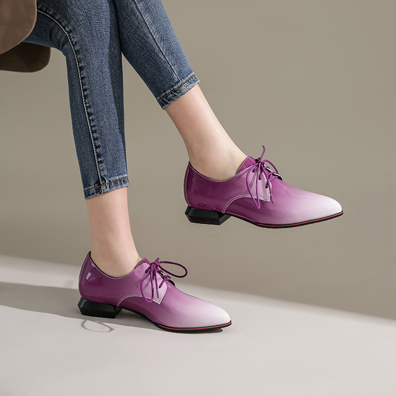 المرأة البريطانية أوكسفورد الت - مراجعة Patent Leather Oxford وسعره