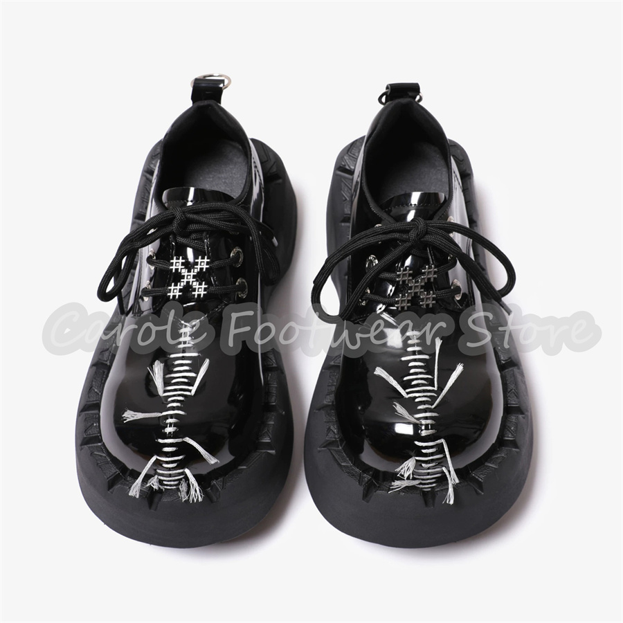 أحذية رجالية بنعل سميك لزيادة  - مراجعة Patent Leather Oxford وسعره